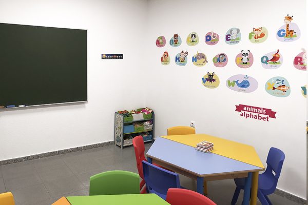La academia Britannia Centre nace en 1984 para ofrecerte la formación de idiomas que necesitas.